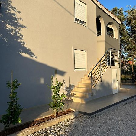 Ap Jurisic Apartment Bibinje Exterior photo